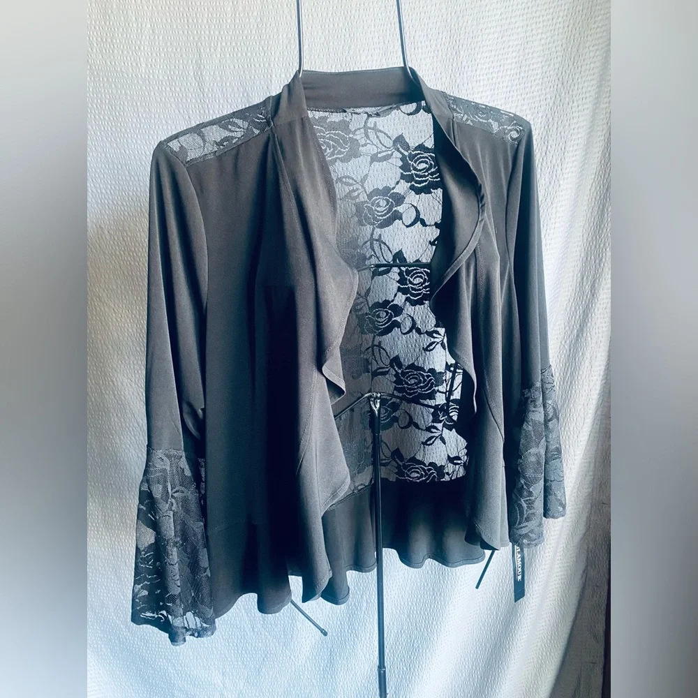 NWT Black Shrug with Lace Jacket/Top XL - Picture 4 of 10